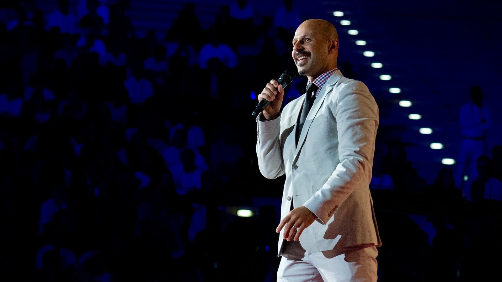 Politik Masih Menjadi “Punch-line” Untuk Komika Iran-Amerika