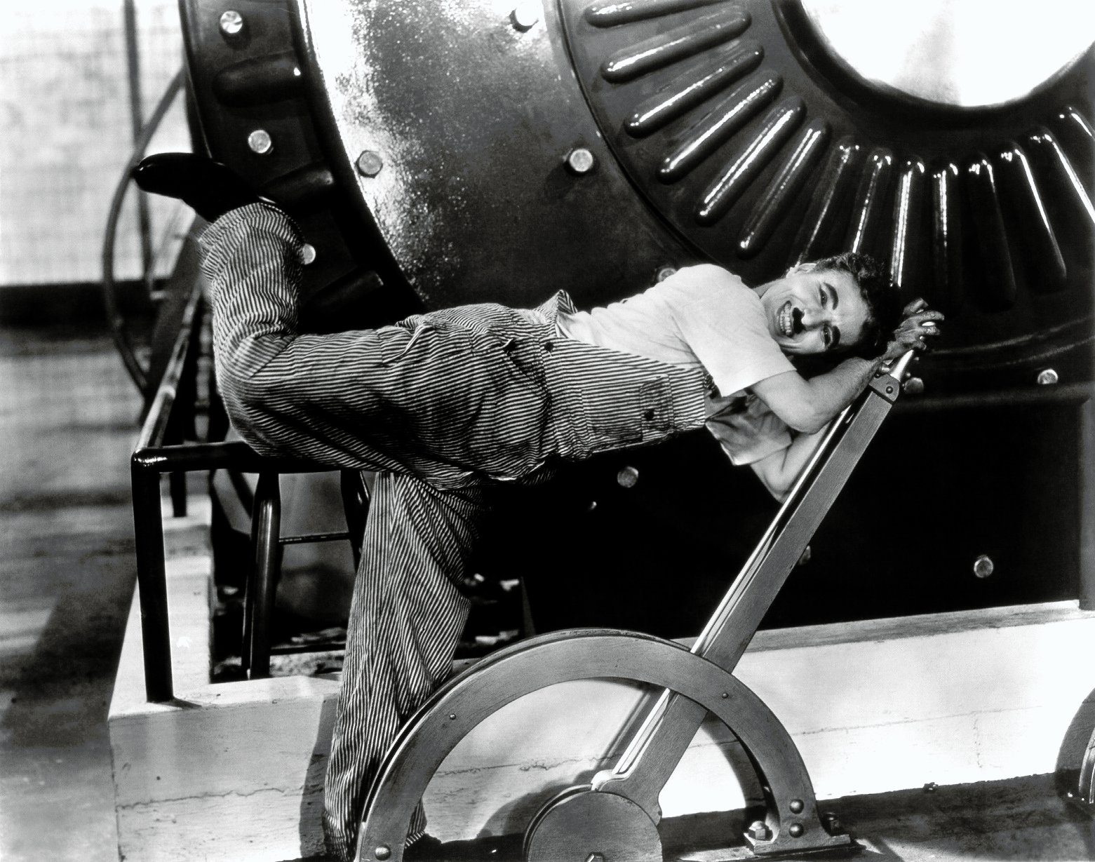 10 Aktor Komedi Dan Film Yang Mereka Bintangi